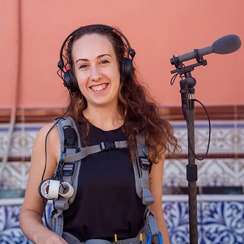 Alicia Casilari es técnica de sonido especializada en sonido directo y postproducción audiovisual